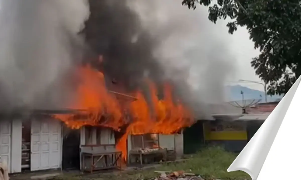 Kebakaran di Pasar Kepahiang menghanguskan 6 Warung - Ngenelo.net