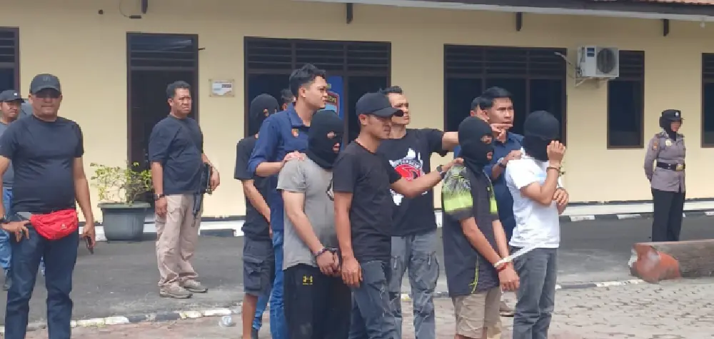 Ada Beking Judi dan Narkoba di Kepala Curup - Bengkulu? Polisi Wajib Usut Tuntas