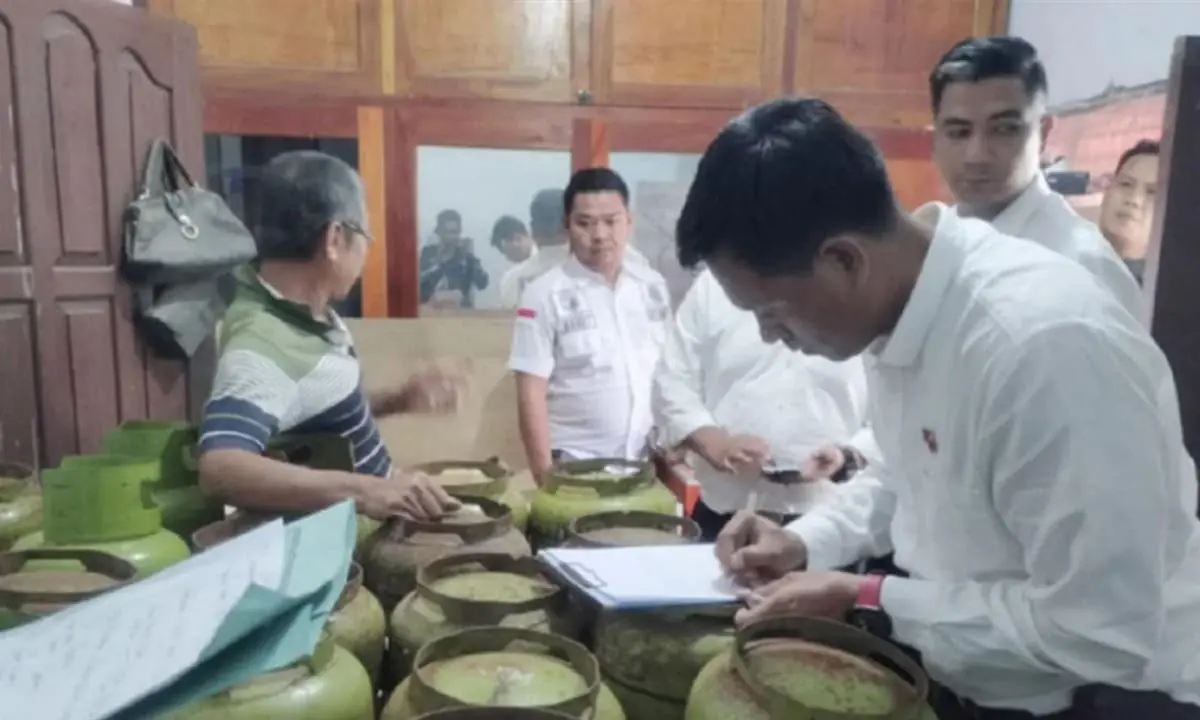 Kebijakan baru pemerintah, mulai Februari 2025 masyarakat hanya bisa beli gas LPG 3 Kg di pangkalan atau agen resmi- FOTO DOK IST - Ngenelo.net