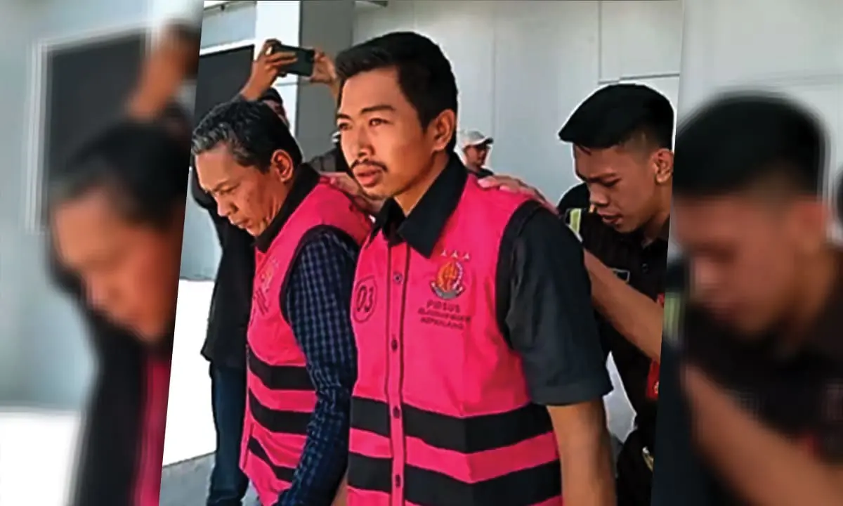 Berkas kasus korupsi Dana Desa Suro Bali dinyatakan lengkap dan telah di limpahkan kejaksaan. Kades dan Bendahara saat digiring ke mobil tahanan jaksa - Foto Ist - Ngenelo.net