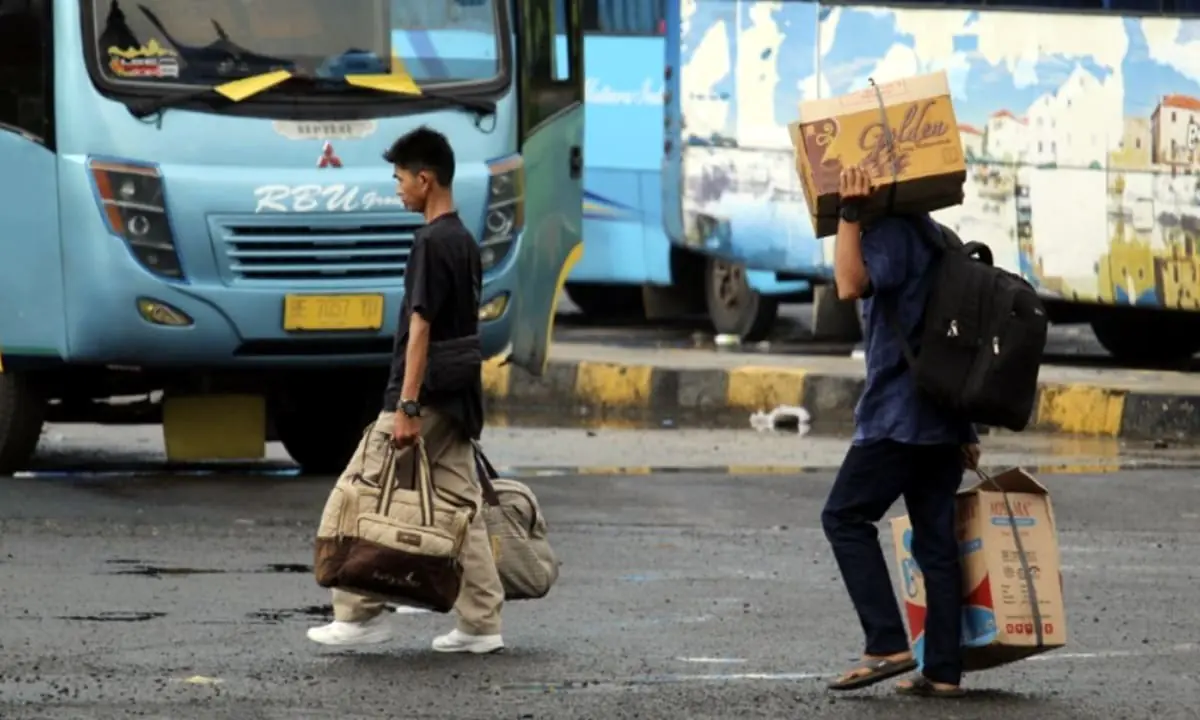 Tips Menjaga Kesehatan Saat Mudik Lebaran. Foto ANTARA/Ruth Intan Sozometa Kanafi