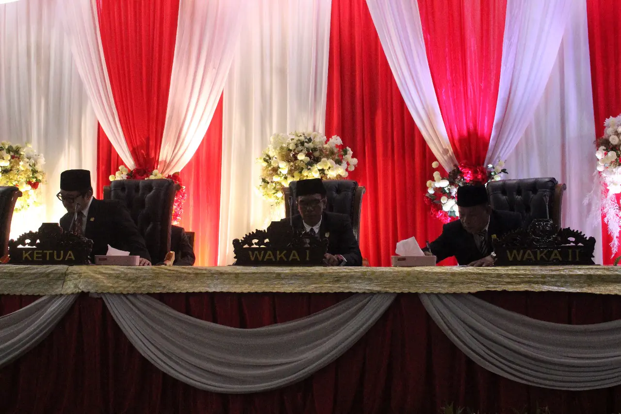 DPRD Kepahiang Tuntaska Paripurna Istimewa, Sertijab Bupati