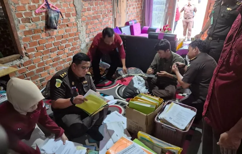 Karena Kasus Ini, Jaksa Geledah dan Sita Dokumen di Kantor Desa Air Pesi Kepahiang
