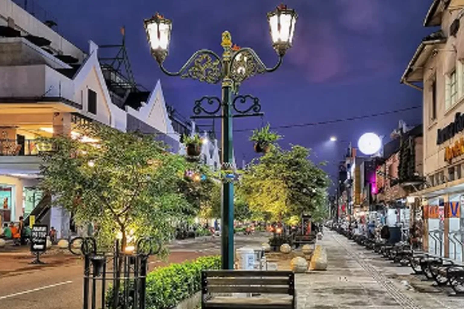 Merokok di Malioboro sekarang Dilarang.