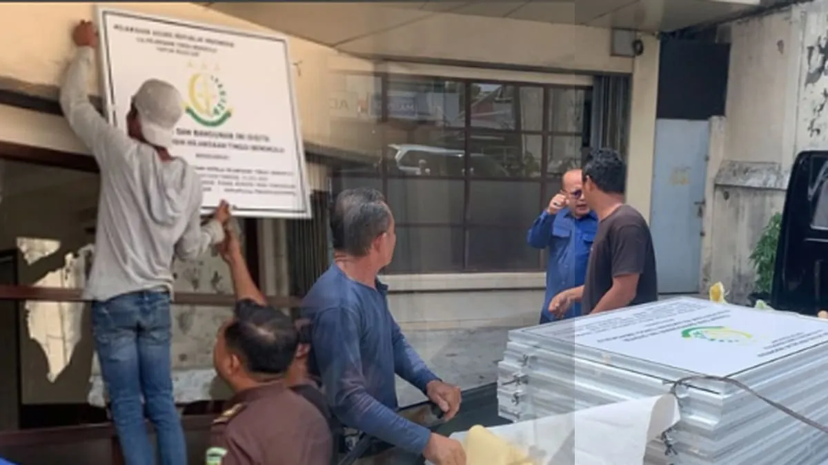 Kejati Bengkulu menyita 28 aset tersangka dugaan korupsi Mega Mall di palembang.