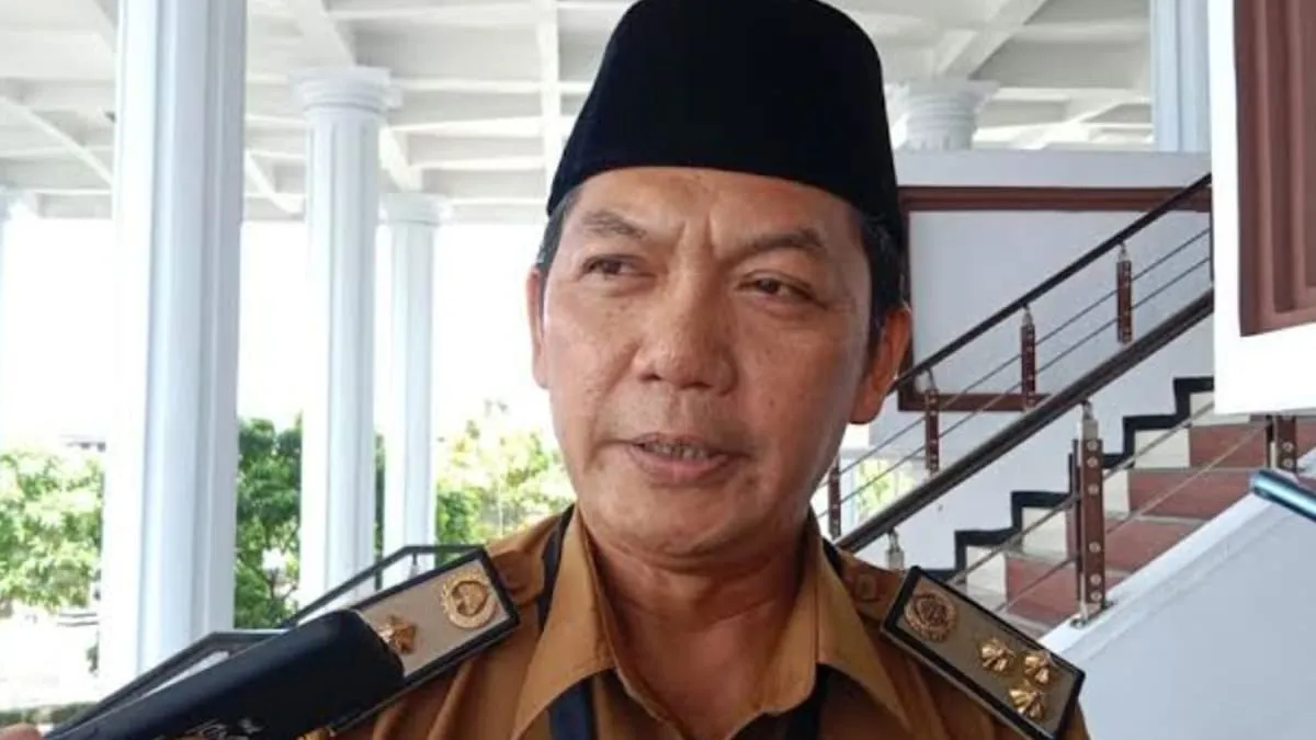 Kepala Dinas Pariwisata Provinsi Bengkulu, Murlin Hanizar. Festival Tabut 2025 memberikan kontribusi PAD sebesar Rp127 Juta dari sewa lahan sport center.