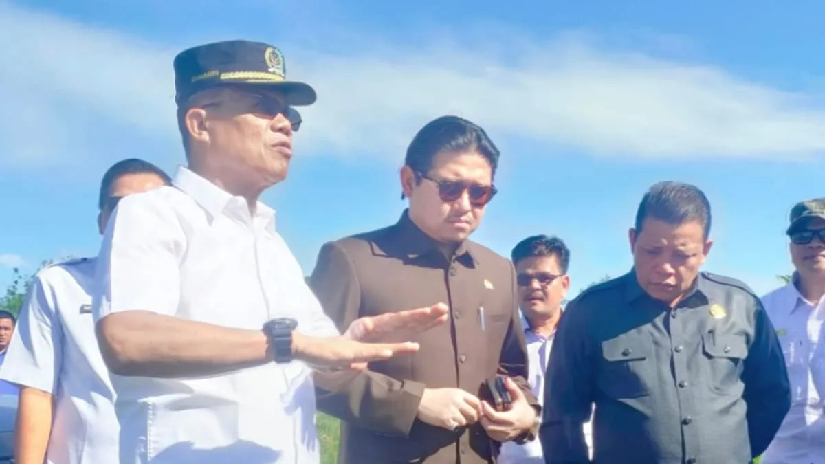 Ketua DPRD Provinsi Bengkulu, Drs. H. Sumardi, M.M., melakukan kunjungan lapangan ke lokasi Balai Benih Ikan.