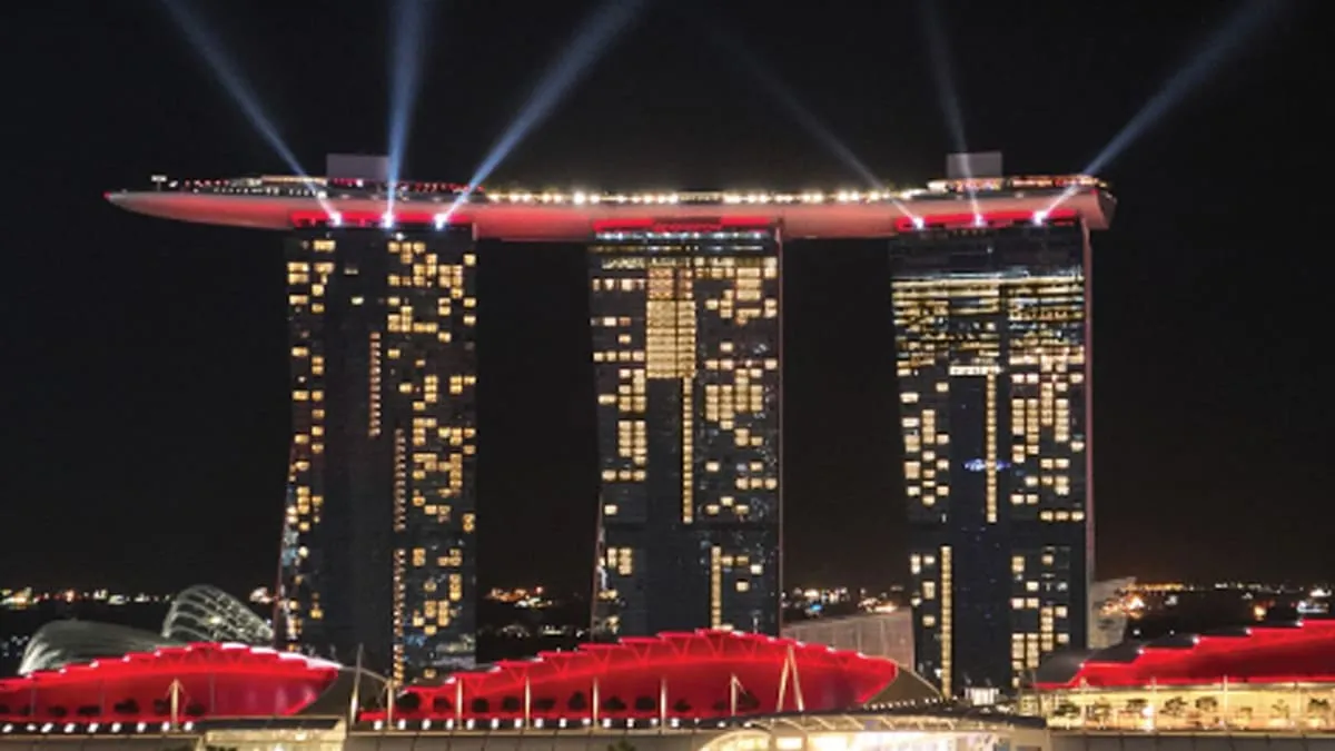 Marina Bay Sands Tambah Menara Keempat.