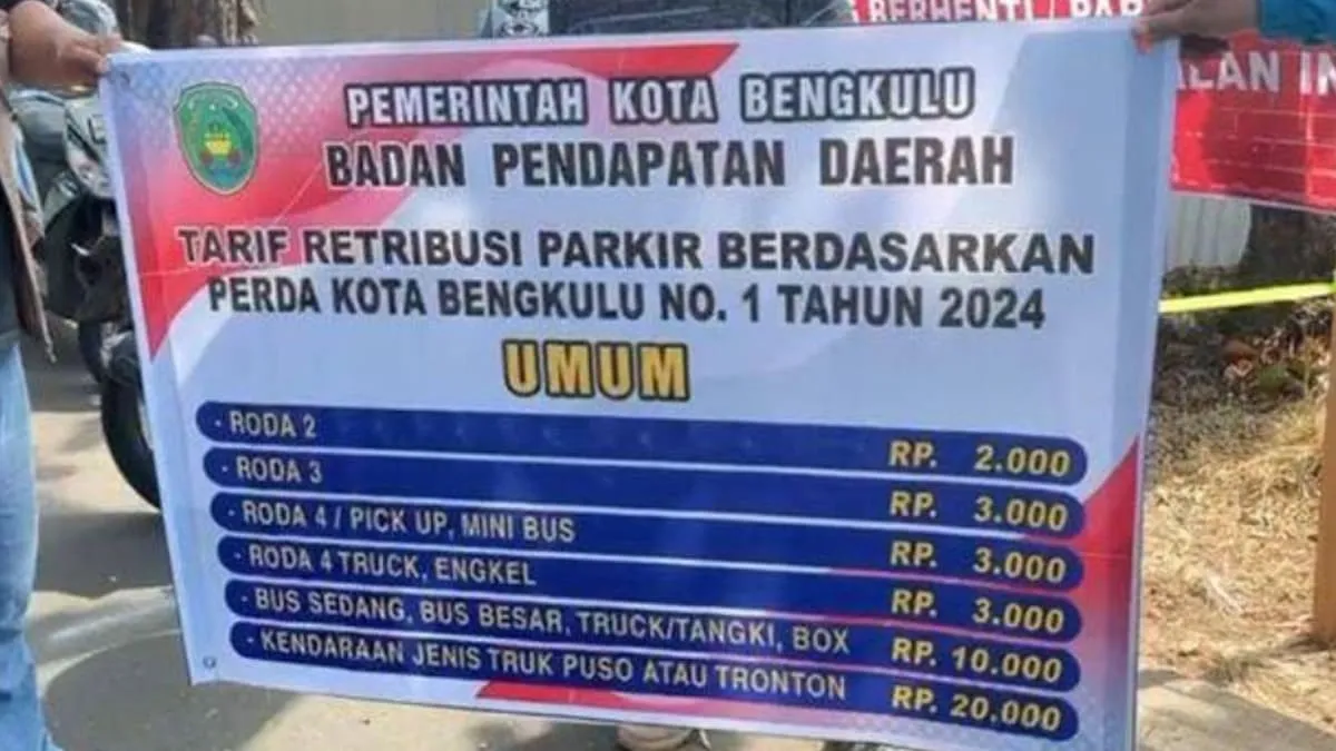 Pendapatan asli daerah (PAD) dari retribusi parkir selama pelaksanaan Festival Tabut pada 27 Juni hingga 6 Juli 2025 sebesar Rp50.4 juta.