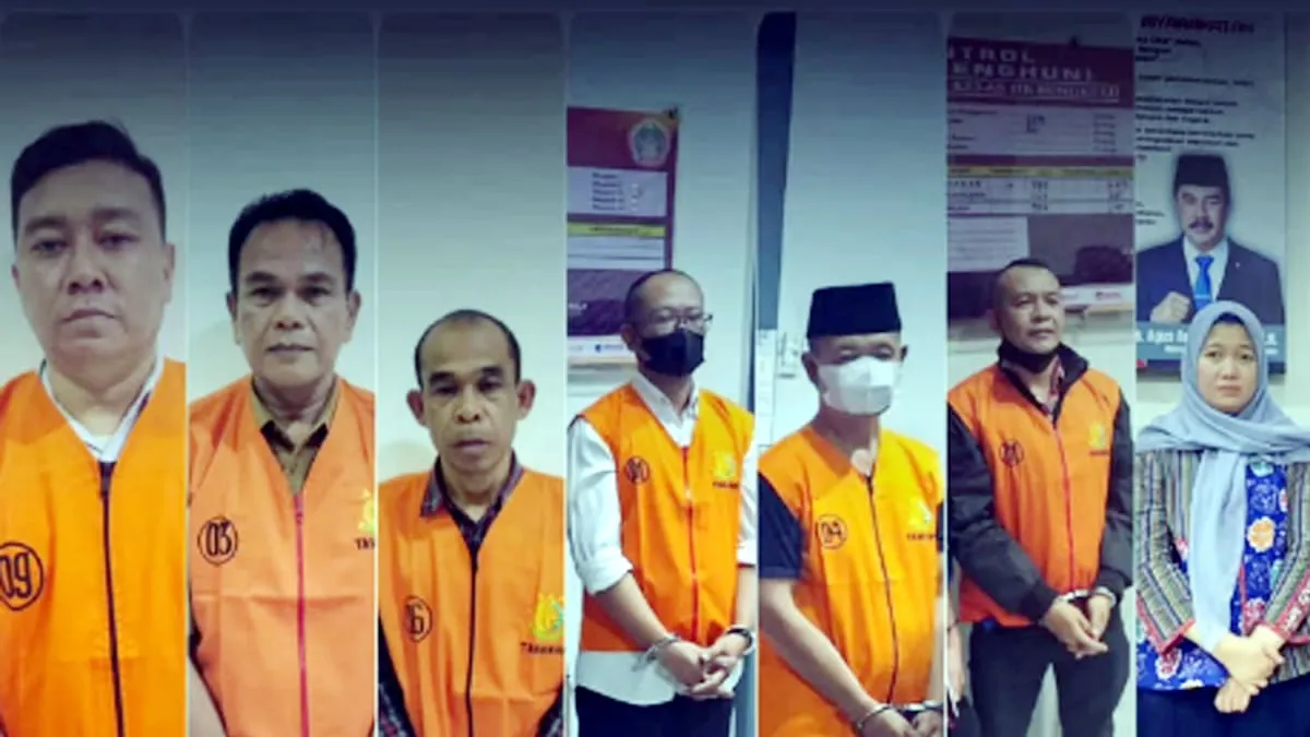 Tujuh Tersangka Dugaan Korupsi Sekretariat DPRD Provinsi Bengkulu. Foto: Dok Kejati - Ngenelo.net