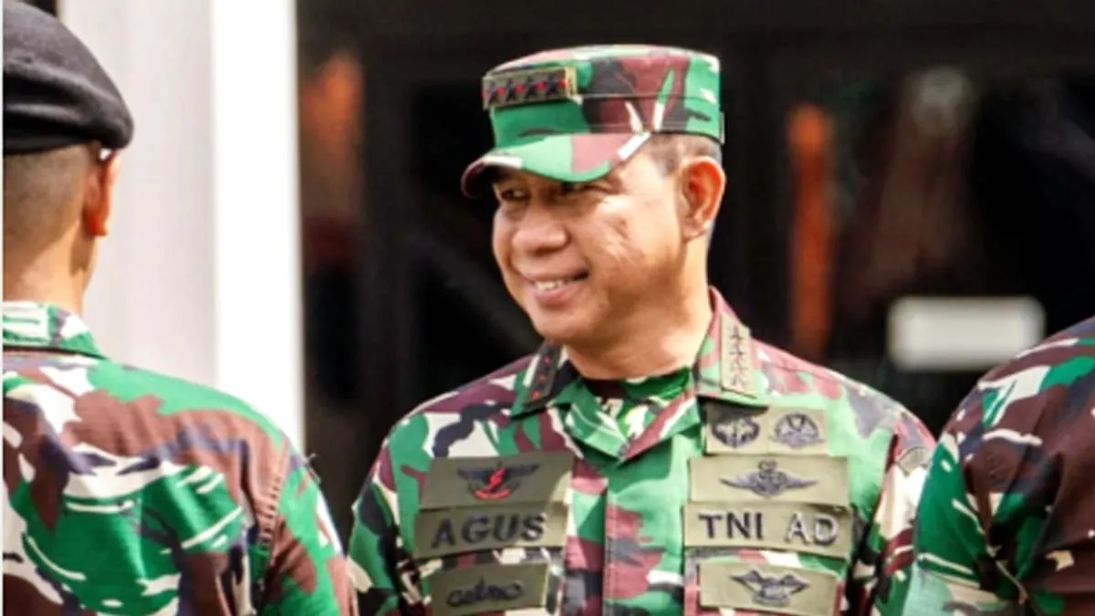 Panglima TNI Jenderal Agus Subiyanto melakukan mutasi Pati TNI.