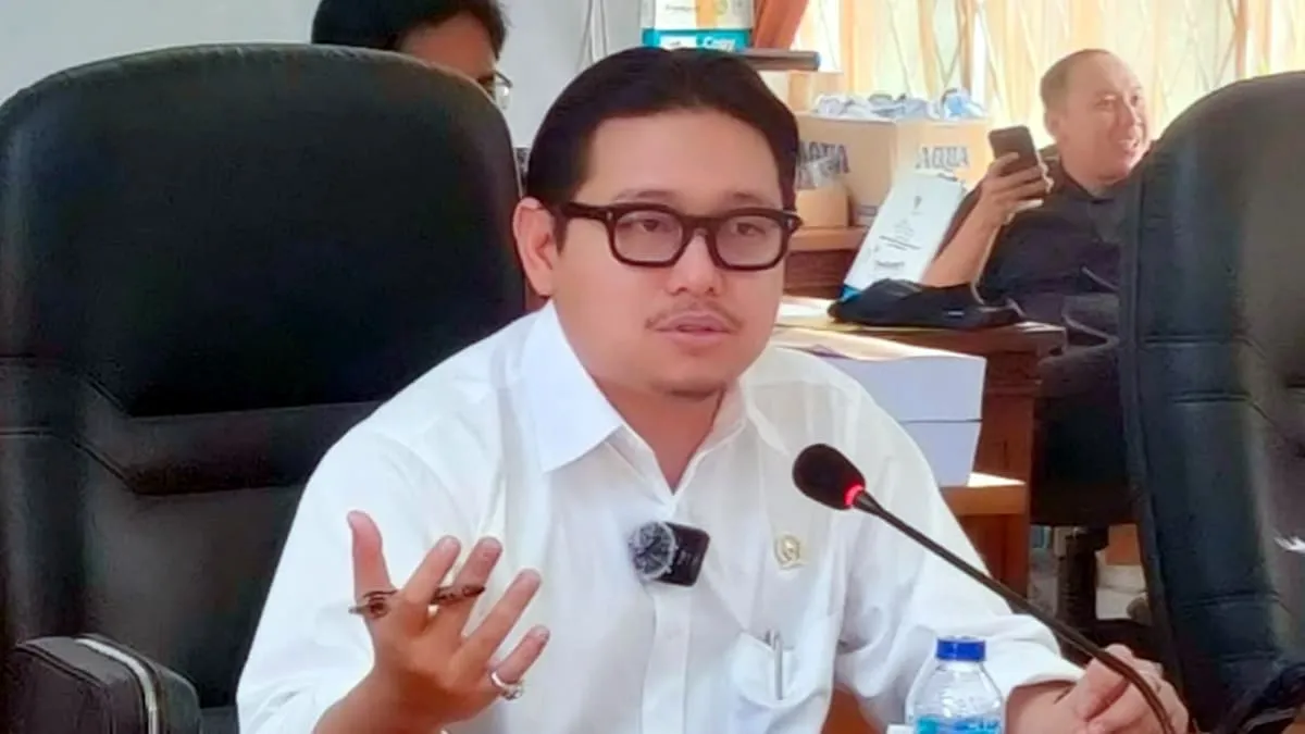 Raperda Perubahan APBD 2025 tuntas dibahas.