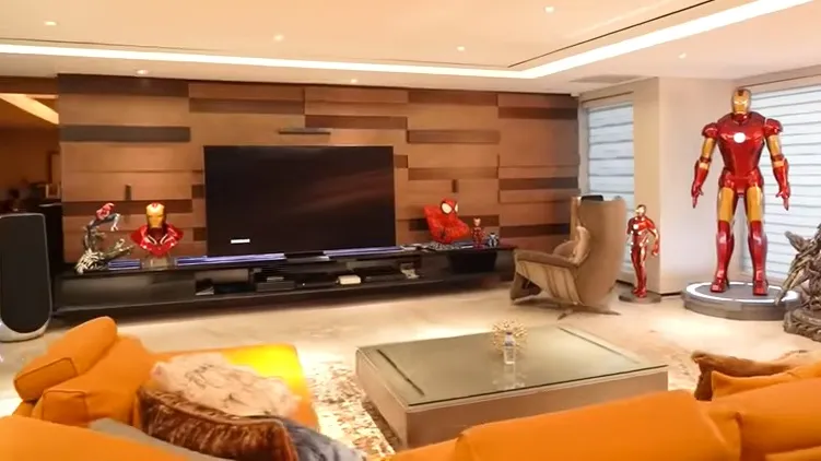 Koleksi Iron Man Ahmad Sahroni Ikut Dijarah Massa, Penghuni Rumah Tak Kelihatan