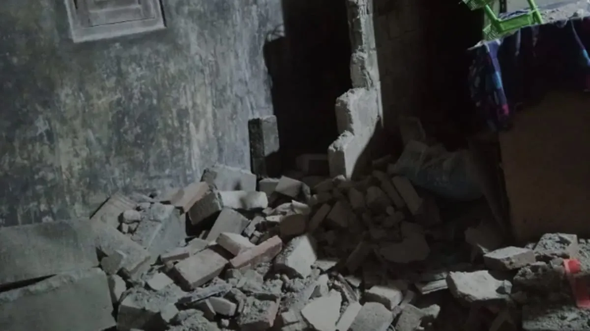 Gempa di Banyuwangi rusak puluhan rumah. Foto Dok BNPB - Ngenelo.net