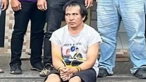 IW (35) pelaku hipnotis usai ditangkap tim gabungan Opsnal Serigala Hitam Polres Pagar Alam dan Resmob Macan Gading Polresta Bengkulu. Foto Dok Polres Pagar Alam.