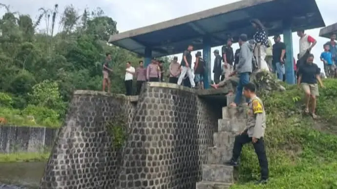 Dua siswi MTsN 1 Kepahiang di laporkan tewas usai berenang di lokasi wisata trokon Curup.